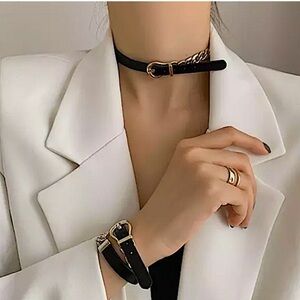 Gold Leather Buckle Design Chain Link Choker